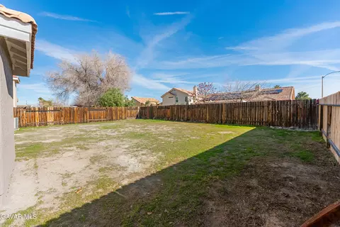 Exterior - 44232 23rd St W, Lancaster, CA 93536 photo 7 of 7