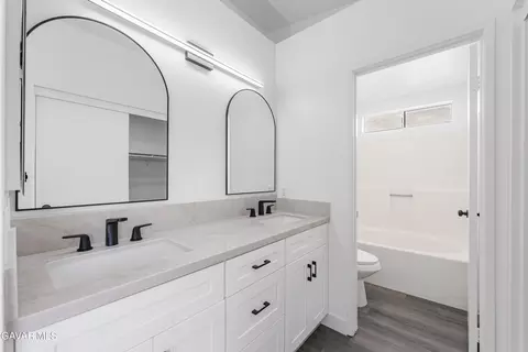 Bath - 44232 23rd St W, Lancaster, CA 93536 photo 3 of 4