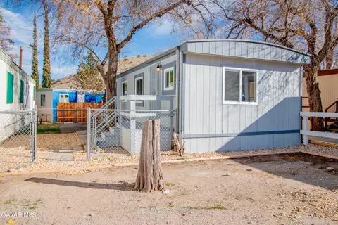 34220 Cheseboro Rd #5, Palmdale, CA 93552