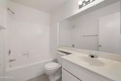 Bath - 1834 Avenue J2 E #3, Lancaster, CA 93535 photo 1 of 2