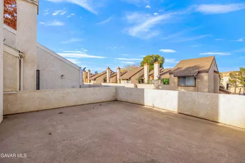 Exterior - 1834 Avenue J2 E #3, Lancaster, CA 93535 photo 4 of 7