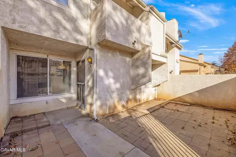 Exterior - 1834 Avenue J2 E #3, Lancaster, CA 93535 photo 1 of 7