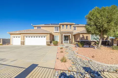 36535 Lakepointe Ln, Palmdale, CA 93550