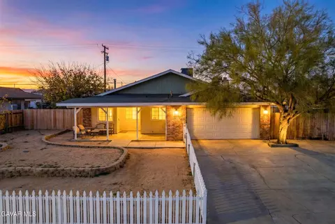 8811 Satinwood Ave, California City, CA 93505