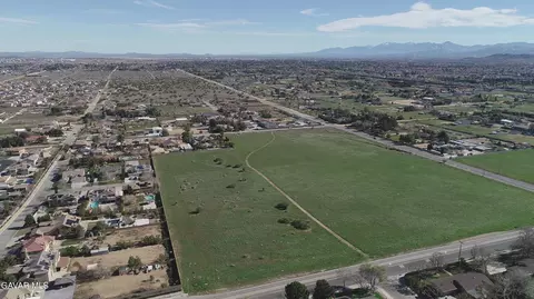 45 Th Stw Pav Vic St W # M1, Quartz Hill, CA 93536