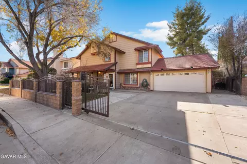 37635 Sandra Ln, Palmdale, CA 93550 photo 3