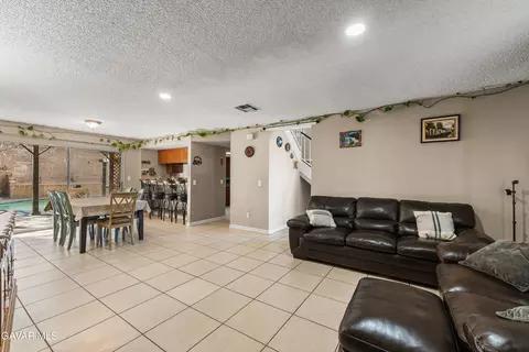 37635 Sandra Ln, Palmdale, CA 93550 photo 13