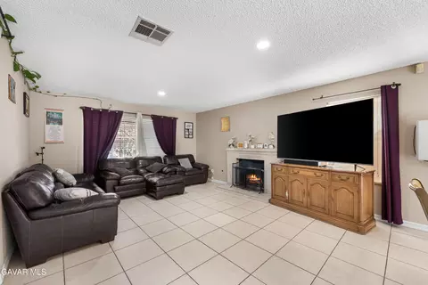 37635 Sandra Ln, Palmdale, CA 93550 photo 15