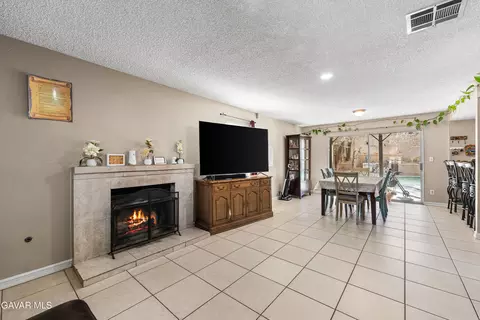 37635 Sandra Ln, Palmdale, CA 93550 photo 11