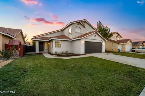 44123 Sundance Ct, Lancaster, CA 93535