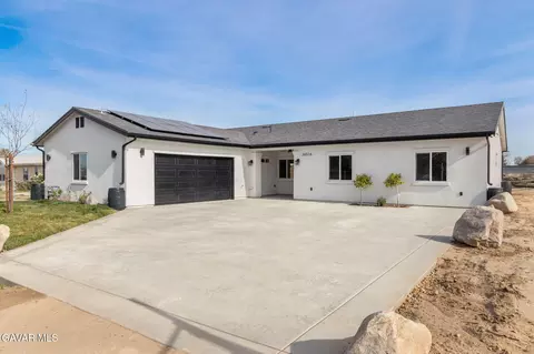 36516 103rd St E, Littlerock, CA 93543