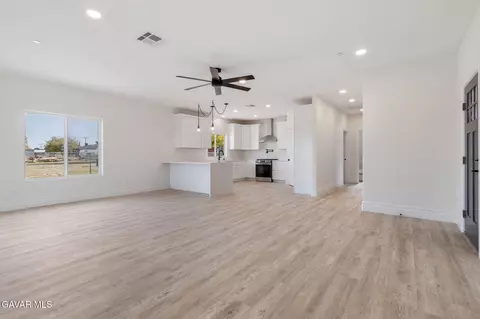36516 103rd St E, Littlerock, CA 93543 photo 6