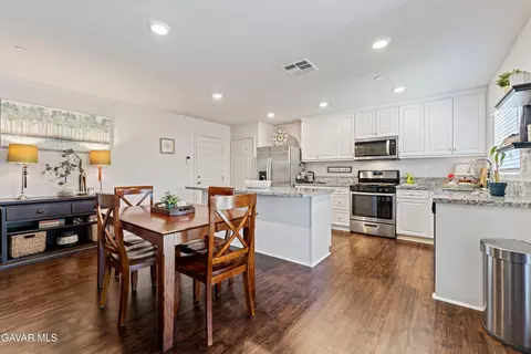 Other - 44739 Aspen St, Lancaster, CA 93535 photo 3 of 6