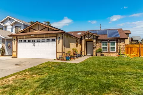 1335 Samra Ave, Lancaster, CA 93535