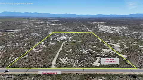 Vac Avenue E / Vic 40 Ste E, Lancaster, CA 93535 photo 2