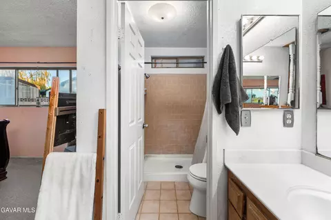 42902 Sachs Dr, Lancaster, CA 93536 photo 32