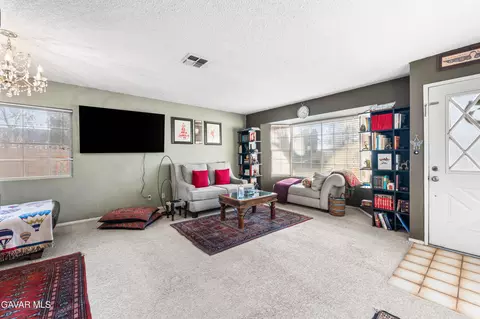 42902 Sachs Dr, Lancaster, CA 93536 photo 8
