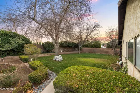 42902 Sachs Dr, Lancaster, CA 93536 photo 40