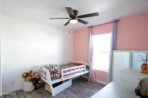 Bedroom - 44527 Freer Way, Lancaster, CA 93536 photo 3 of 4