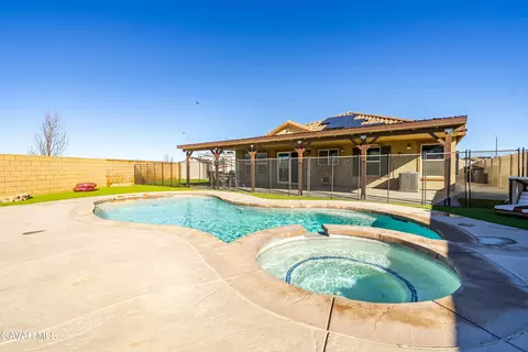 Exterior - 44527 Freer Way, Lancaster, CA 93536 photo 10 of 14