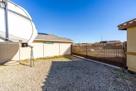 Exterior - 44527 Freer Way, Lancaster, CA 93536 photo 14 of 14