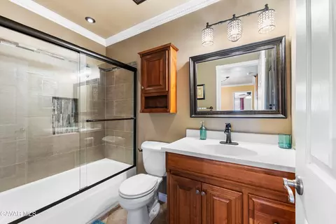 Bath - 44003 7th St E, Lancaster, CA 93535 photo 1 of 3
