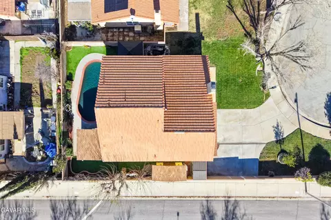 View/Area - 44003 7th St E, Lancaster, CA 93535 photo 4 of 7