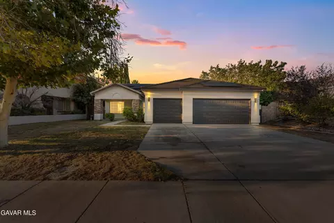 3401 Fairgreen Ln, Palmdale, CA 93551