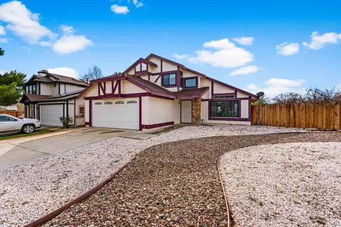 4390 Silverado Ct, Rosamond, CA 93560