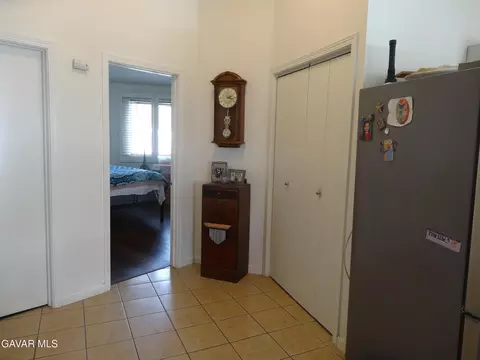 Entry Way - 9425 Tanganda Rd, Tehachapi, CA 93561 photo 1 of 1
