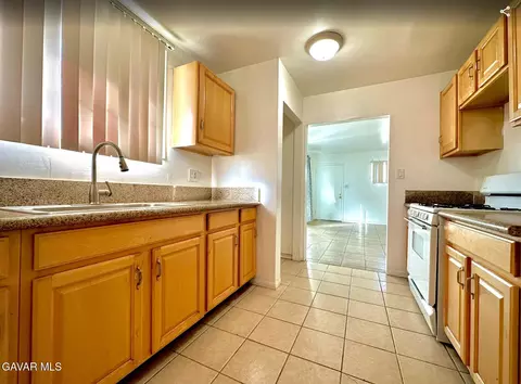 Kitchen - 39302 10th St E, Palmdale, CA 93550 photo 2 of 2