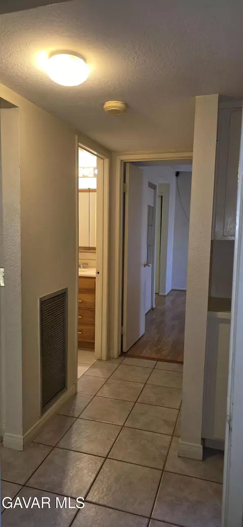 Entry Way - 37633 E 29th St, Palmdale, CA 93550 photo 1 of 1