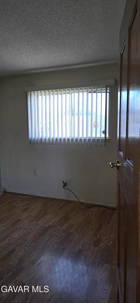 Bedroom - 37633 E 29th St, Palmdale, CA 93550 photo 1 of 2
