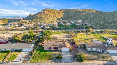 View/Area - 40020 E 176th St, Palmdale, CA 93591 photo 1 of 2