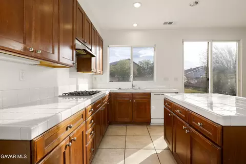 1604 Ave J2 E, Lancaster, CA 93535 photo 17
