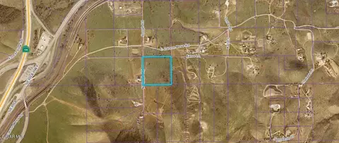 Katee Lane, Palmdale, CA 93550 photo 11