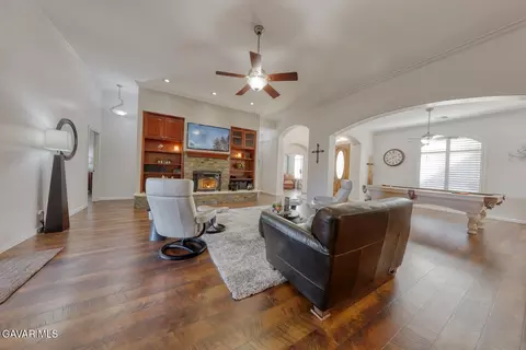 23001 Lakeview Dr, Tehachapi, CA 93561 photo 8