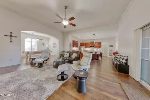 23001 Lakeview Dr, Tehachapi, CA 93561 photo 9