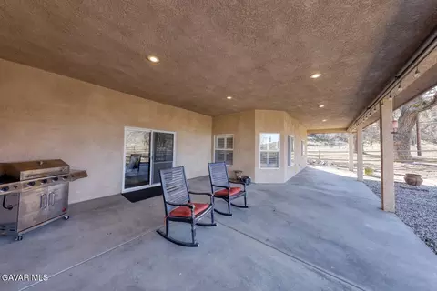 23001 Lakeview Dr, Tehachapi, CA 93561 photo 43