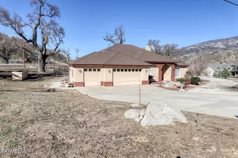 23001 Lakeview Dr, Tehachapi, CA 93561 photo 52