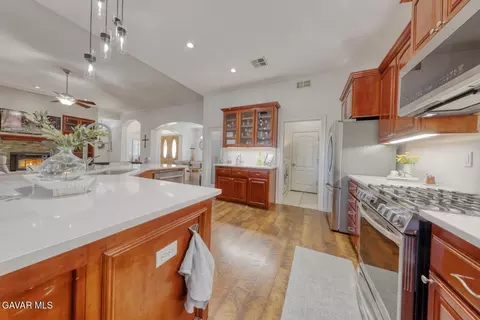 23001 Lakeview Dr, Tehachapi, CA 93561 photo 12