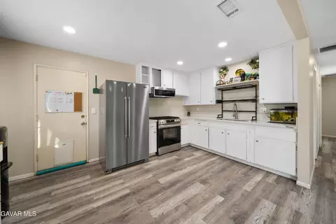 43352 Edson Ave, Lancaster, CA 93536 photo 9