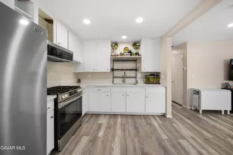 43352 Edson Ave, Lancaster, CA 93536 photo 10