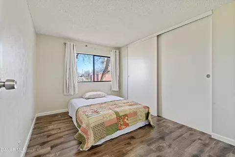 Bedroom - 17216 E Ave T, Llano, CA 93544 photo 2 of 4