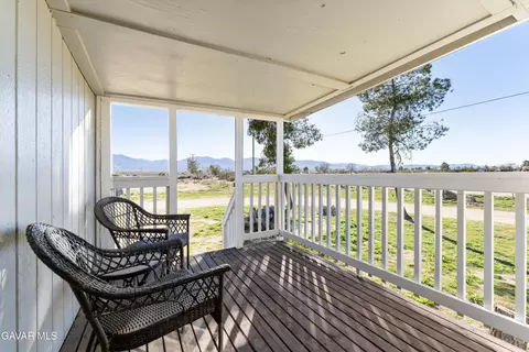 Exterior - 17216 E Ave T, Llano, CA 93544 photo 3 of 4