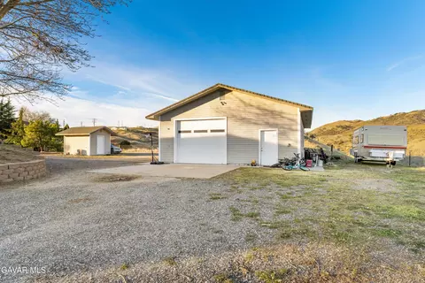 Other - 20102 Pine Ridge Dr, Tehachapi, CA 93561 photo 12 of 16