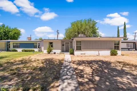1411 Ivesbrook St W, Lancaster, CA 93534