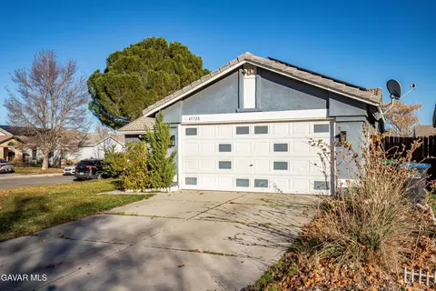 Exterior - 45728 Balmoral Ct, Lancaster, CA 93534 photo 4 of 14