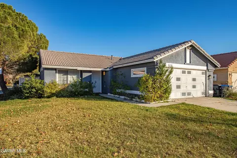 Exterior - 45728 Balmoral Ct, Lancaster, CA 93534 photo 3 of 14