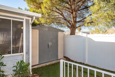 Exterior - 45728 Balmoral Ct, Lancaster, CA 93534 photo 14 of 14